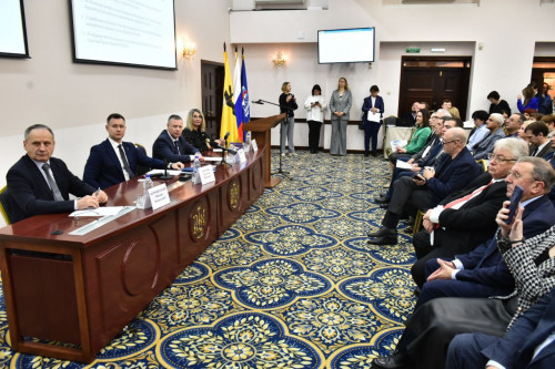 Губернатор Михаил Евраев оценил динамику развития Ярославской области на конференции «Единой России»