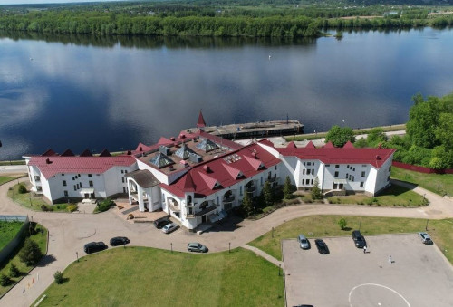 Гостиница на берегу Волги подешевела