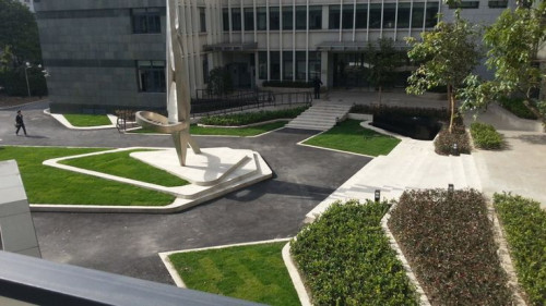 Почти 90 млн рублей направят на ремонт территорий учреждений медицины и образования в Ярославской области