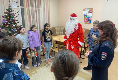 Полицейский Дед Мороз