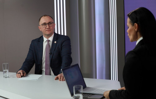 Илья Филипцов на телеканале «ЯПервый» ответил на вопросы жителей Угличского округа