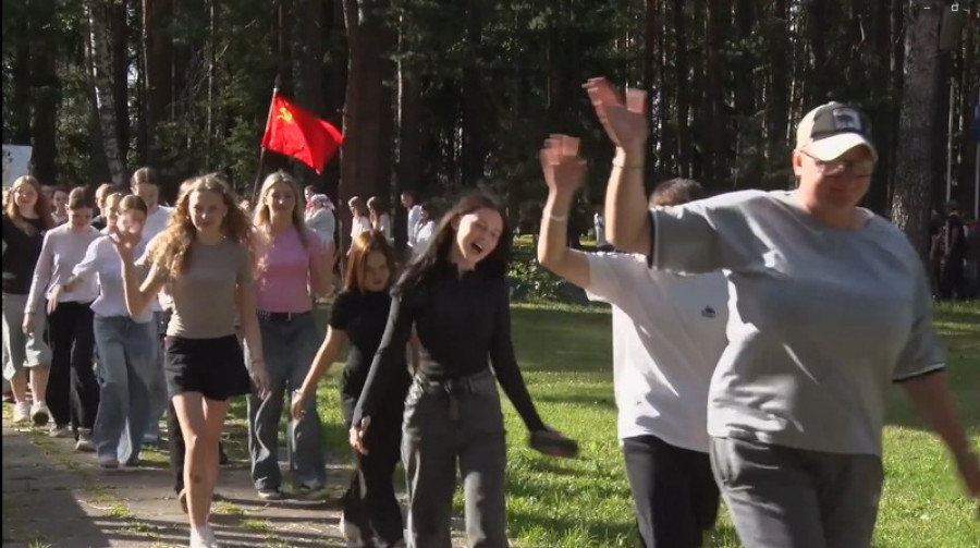 В "Юности" вторая смена