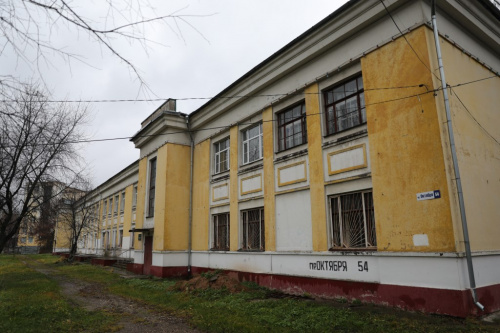 Михаил Евраев поручил максимально оперативно провести конкурс по отбору подрядчика для капремонта инфекционной больницы