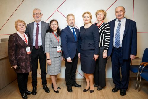 Векторы развития современного образования обсуждают на межрегиональной конференции в Ярославле