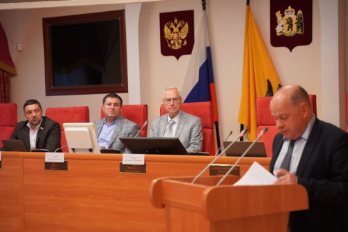 Доходная часть областного бюджета увеличивается на 2,9 млрд рублей