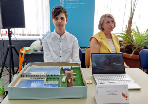 Угличский школьник рассказал, что работал над моделью Угличской ГЭС весь год