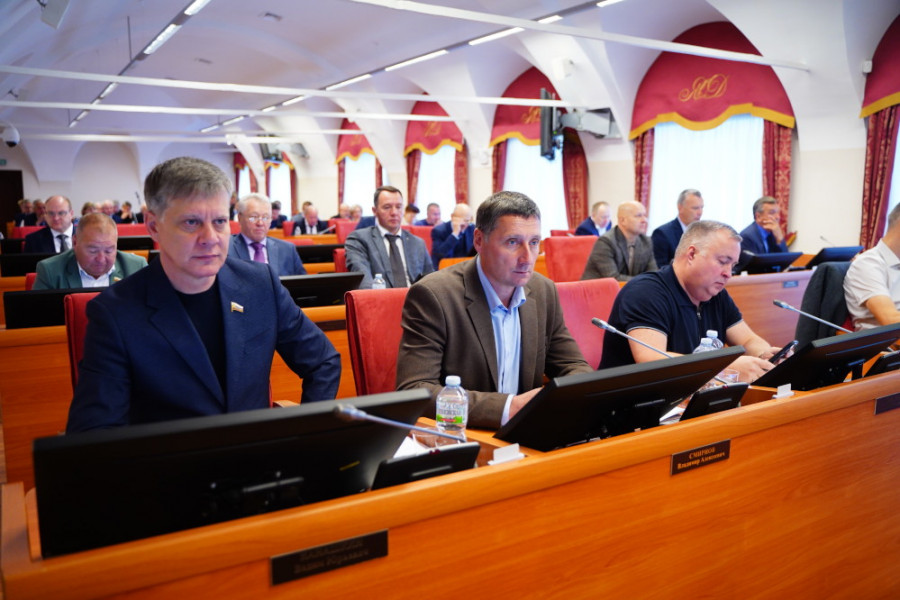 Меры поддержки участников СВО и их семей в Ярославской области приведены в соответствие с базовым стандартом для ЦФО