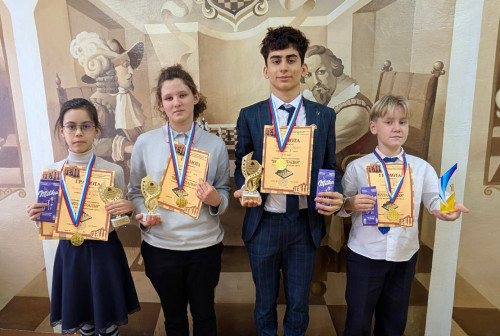 Шахматный турнир "Белая ладья - 2026" - заслуженное золото Физматлицея!