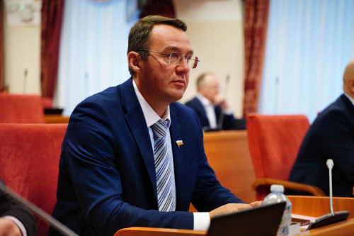 Депутаты поддерживают инициативу об обязательном распределении выпускников медицинских вузов и колледжей