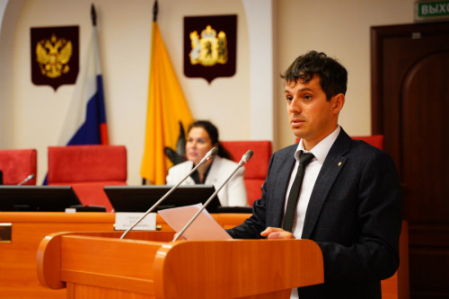 В областной Думе предложили разработать региональную программу по ремонту спортобъектов в муниципальных округах