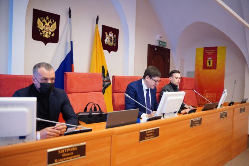 Депутаты комитета по здравоохранению рассмотрели вопросы оказания хирургической и травматологической помощи в регионе