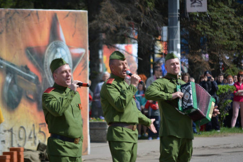 Театрализованный концерт «От героев былых времен»