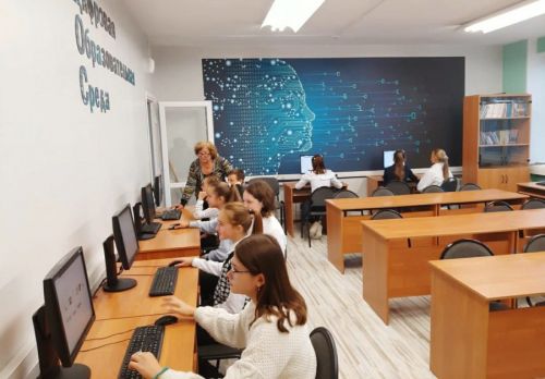 ​Новую технику в этом году получат 55 образовательных организаций региона