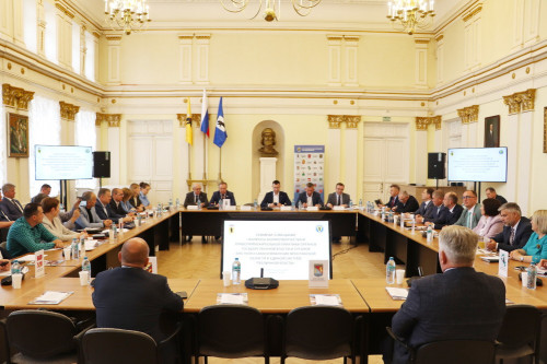 Участники XVIII Съезда муниципальных образований Ярославской области обсудили вопросы развития местного самоуправления