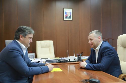 Михаил Евраев встретился с главным тренером «Шинника» Вадимом Евсеевым