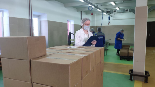 10 тысяч продуктовых наборов будет передано нуждающимся жителям области