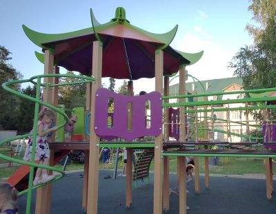 Детскую площадку открыли в посёлке Зелёная Роща