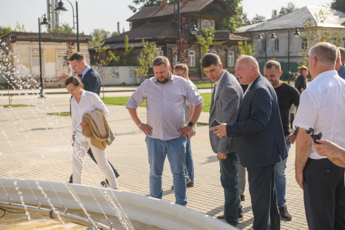 Благоустройство центра Углича завершат до конца года