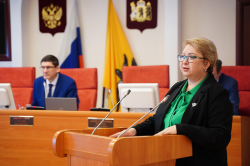 Областные депутаты сформулировали рекомендации по совершенствованию системы поддержки медиков, переезжающих на село