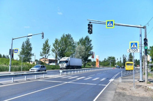 Порядка 230 километров муниципальных дорог отремонтируют в регионе в 2023 году