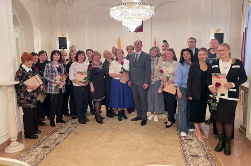 Наградили работников туризма