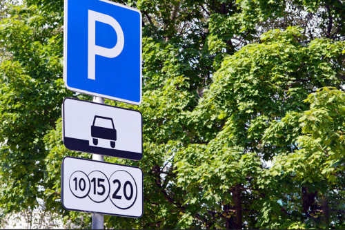 Депутаты Ярославской областной Думы поддержали законопроект о льготах на платную парковку