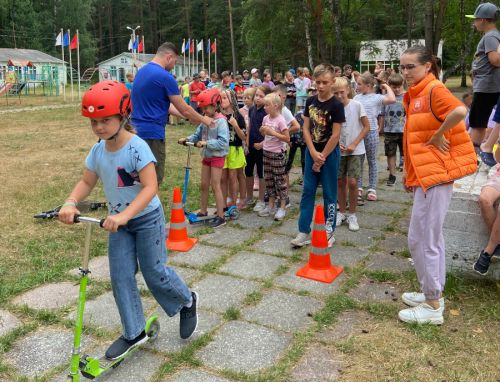 В загородных оздоровительных лагерях продолжает свою работу «Лаборатория безопасности»