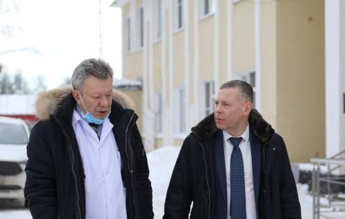 Михаил Евраев: «Решать кадровый вопрос в здравоохранении будем комплексно»