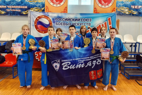 "Витязи" завоевали 14 медалей на межрегиональном турнире в Череповце