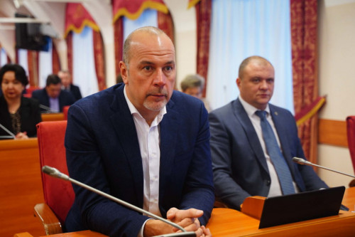 Депутаты обсудили перечень мероприятий по недопущению перебоев с электроснабжением в регионе