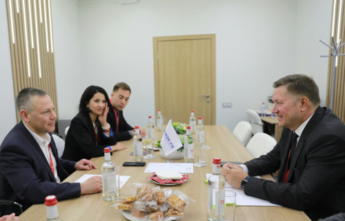 Губернатор на ПЭМФ рассказал о реализации гостиничного комплекса «Угличский пассаж»