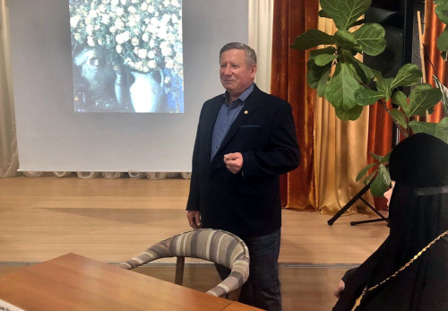 В Алексеевском монастыре прошла творческая встреча с академиком Николаем Давыдовым