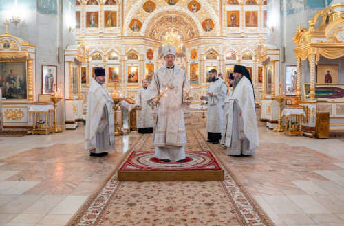 Литургия в Богоявленском монастыре