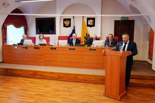 Ярославская область вышла на третье место в ЦФО по уровню зарплат