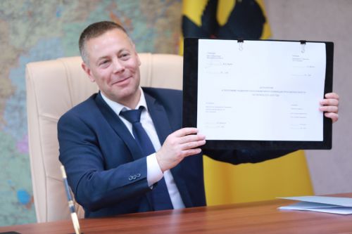 Алексей Миллер и Михаил Евраев подписали соглашение о дополнительной газификации 27 населенных пунктов региона