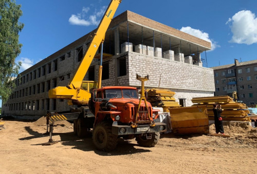 Новый корпус школы строят в Угличе