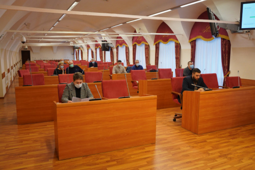 Депутаты профильного комитета одобрили проект закона, направленный на совершенствование организации публичной власти