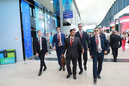 Делегация Ярославской области приступила к работе на Петербургском международном экономическом форуме