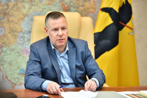 Михаил Евраев поручил усилить ответственность за самовольное подключение к инженерным сетям