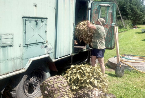 Новая партия гуманитарной помощи