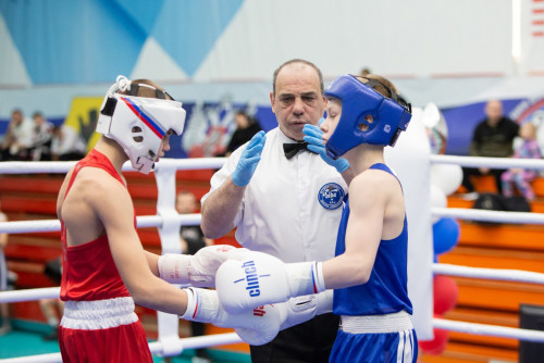 Благотворительный фонд Сбербанка поддерживает юных боксёров Ярославской области