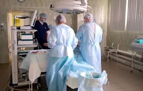 Гигантскую опухоль удалили у пациентки хирурги Угличской центральной районной больницы