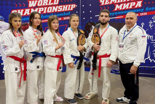 Золото Чемпионата мира по рукопашному бою завоевала выпускница спортивной школы «Витязь»