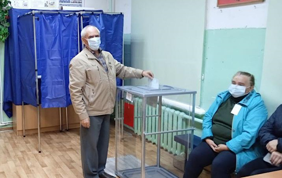 Третий день голосования наблюдатели. Избирательный участок в больнице. Избирательные участки Ярославль 2023. Передвижной избирательный участок. В Ярославской области открылись все избирательные участки.